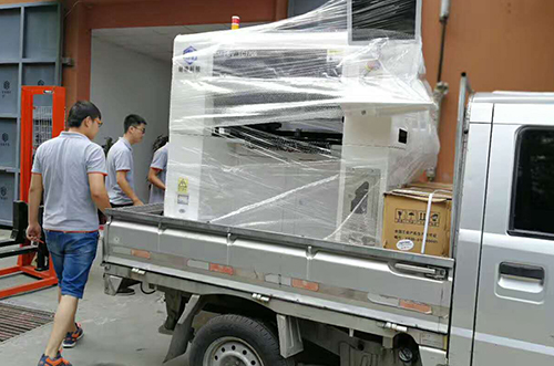 嘉興客戶SMT設(shè)備專車送貨，貨到上門安裝調(diào)試