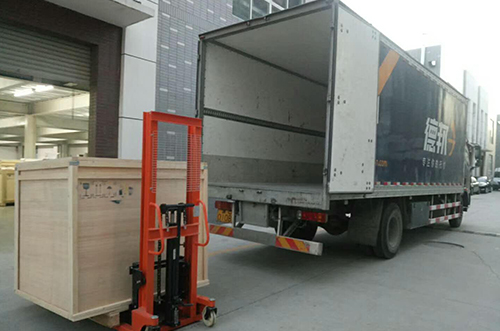 池州客戶SMT設備專車送貨，貨到上門安裝調試