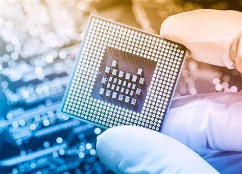 美國(guó)商務(wù)部正式宣布：解除中國(guó)芯片禁令！美國(guó)